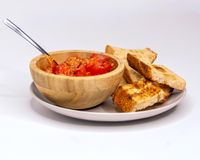 SCARPETTA CON POMODORI CONCASSÈ.